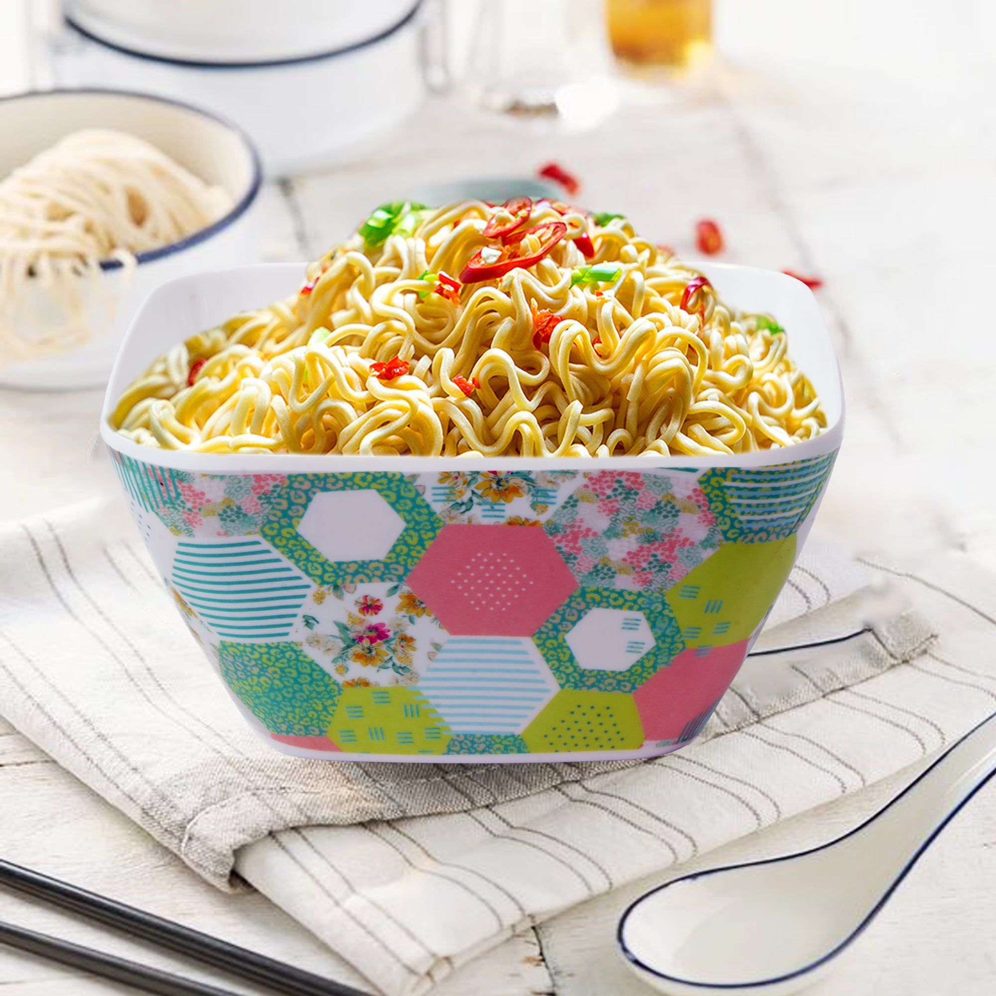 Stehlen 100% Pure melamine Square Maggie Bowl - Green Bee